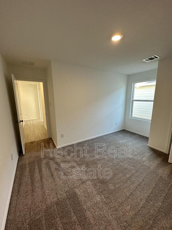 Seguin House: 5850 Coahuila