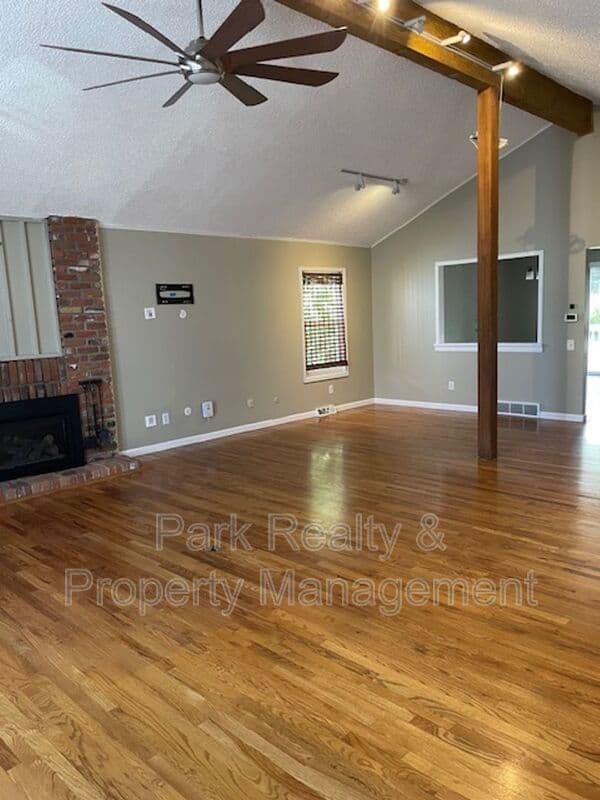 Aurora House: 2946 S Moline Pl