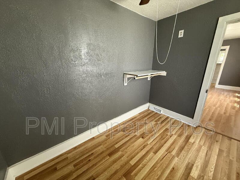 Milwaukee House: 2630 N 24th St