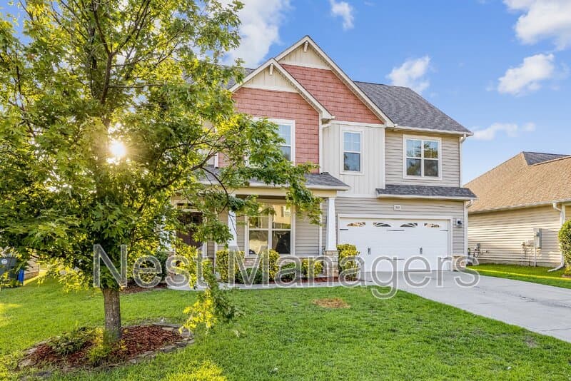 Fayetteville House: 2828 Deepwater Ct.
