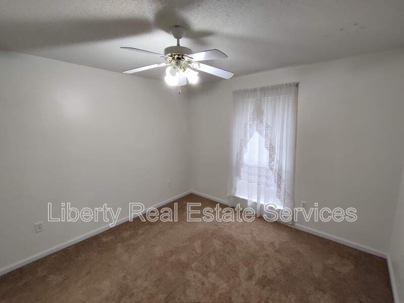 Hinesville House: 801 Hopeton Ct