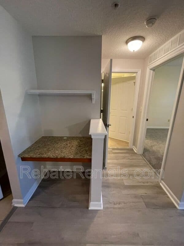 Jacksonville Condo: 10435 Midtown Parkway