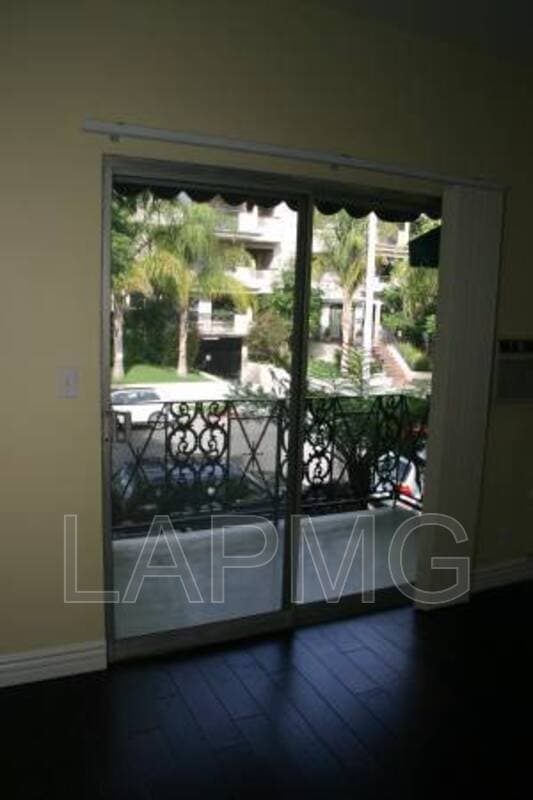 West Hollywood House: 8130 Norton Ave.