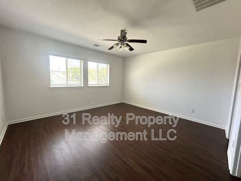 Richardson House: 1134 Alpine Dr
