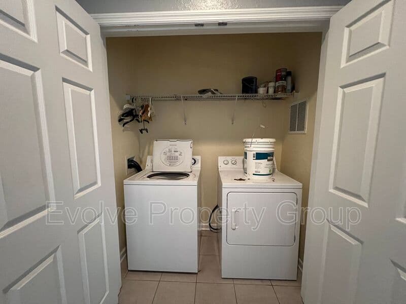 Orlando House: 8775 Sartori St.
