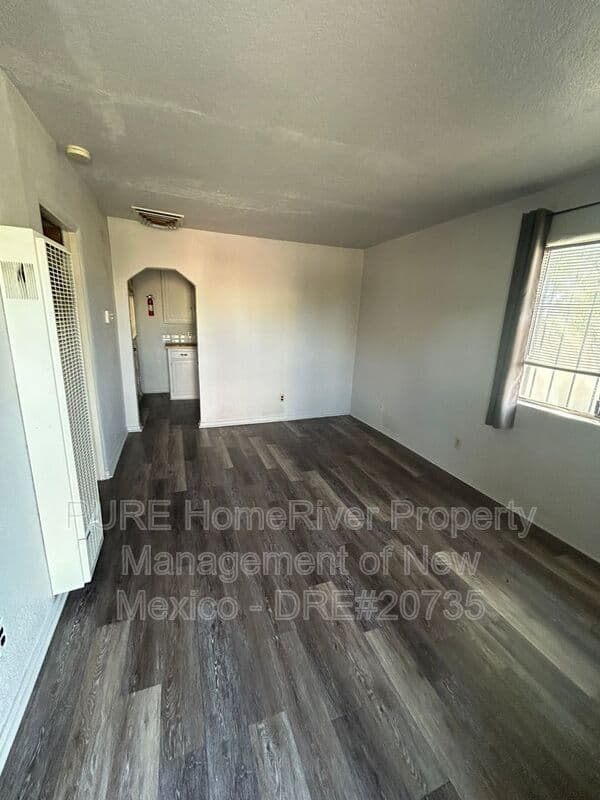 Albuquerque House: 2716 Garfield Ave SE