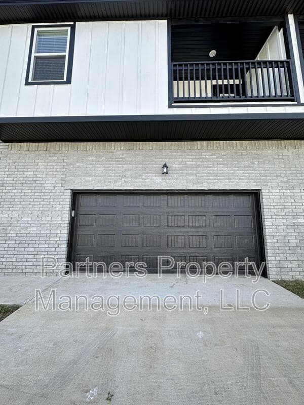 Fayetteville Condo: 1035 South Benchmark Lane - 1