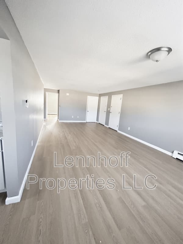 Lowell Condo: 861 - 871 Middlesex Street - 861-7