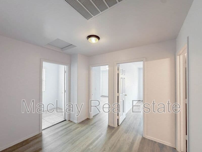 Phoenix House: 5216 W Albeniz Pl