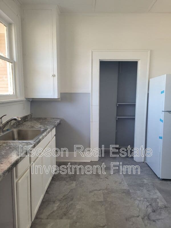 Shreveport House: 310 1/2 Kings Highway