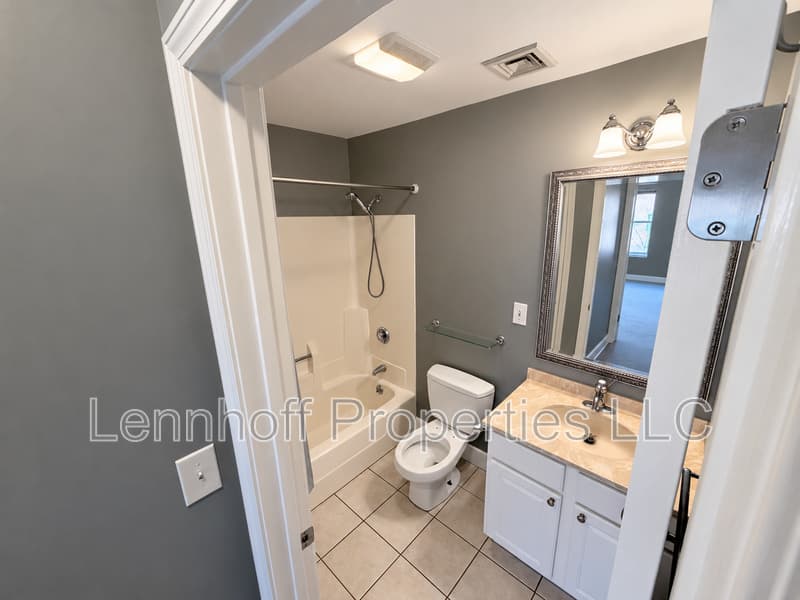 Salem Condo: 289 Essex Street - 305