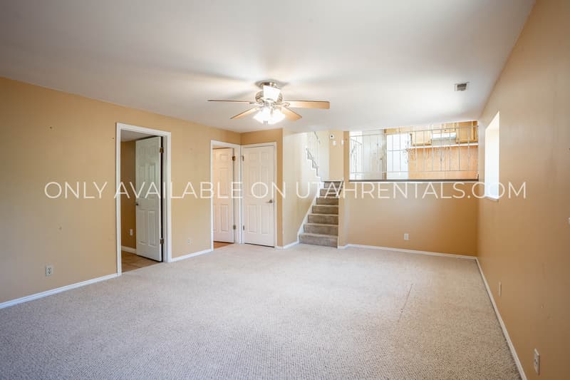 Spanish Fork House: 1120 S 850 E