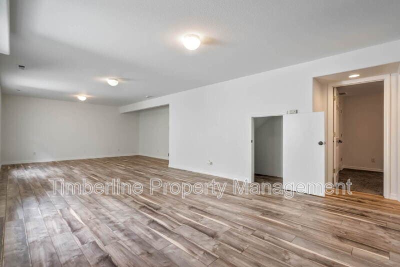 Monument House: 339 Fourth Street
