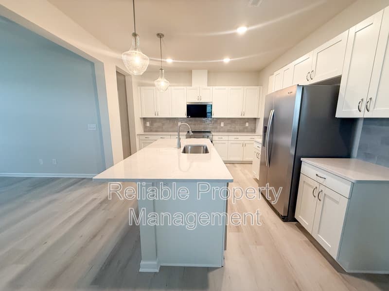 Garner Townhome: 124 Kobus Ct