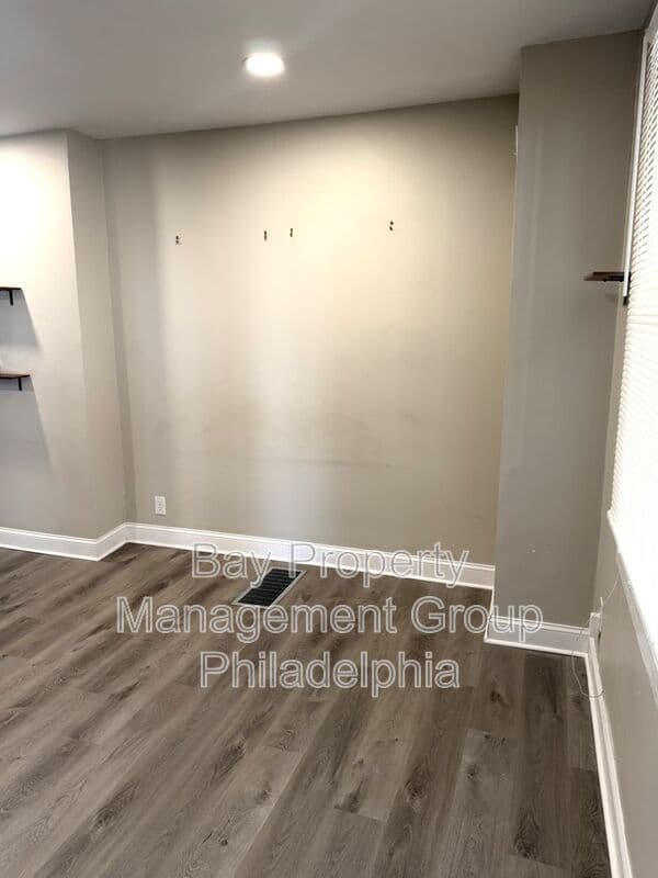Philadelphia House: 2614 Ingersoll St