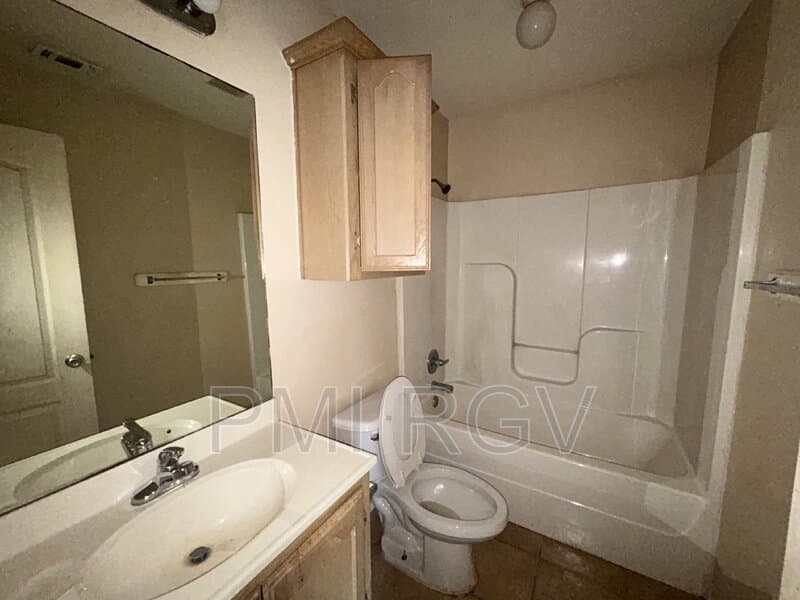 Pharr Condo: 1803 W Douglas St