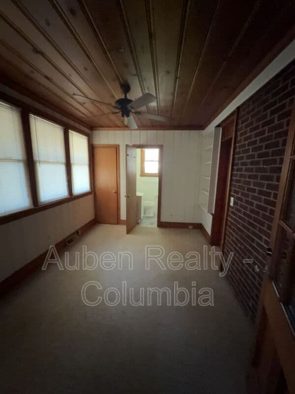 Cayce House: 1516 Axtell Dr