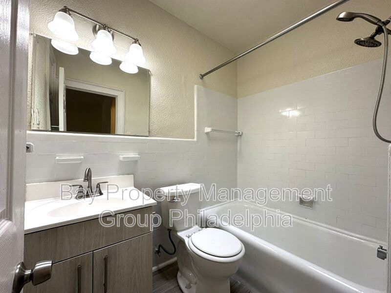 Philadelphia Condo: 2809 W Queen Ln