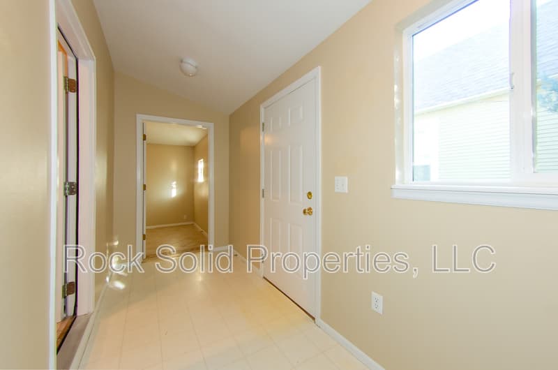Cheyenne House: 2511 Central Avenue
