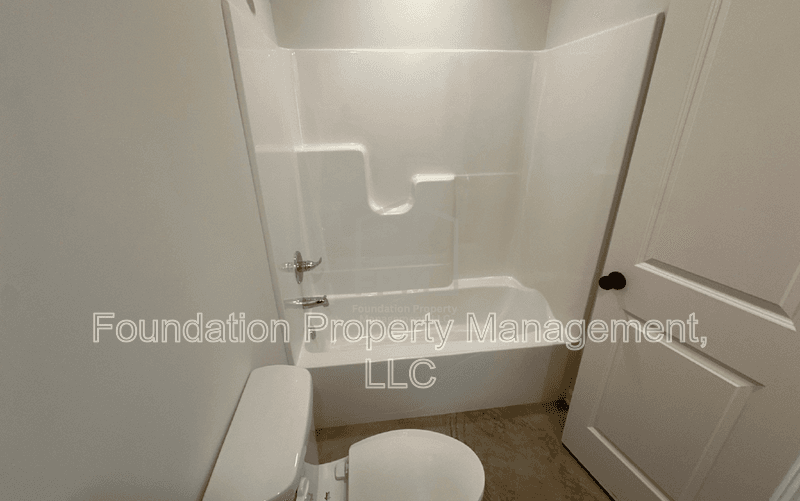 West Memphis House: 311 Westree Street