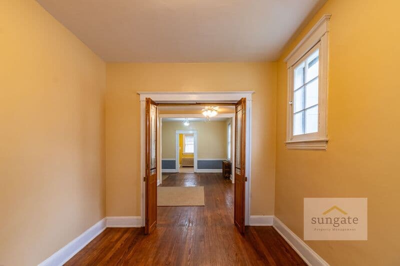 Baltimore Condo: 3218 Evergreen Ave