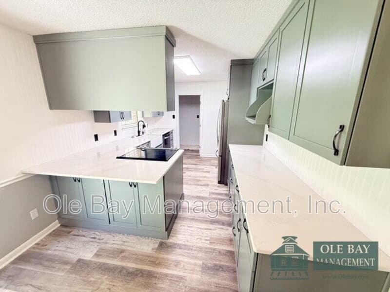 Mobile House: 3149 Cottage Lane