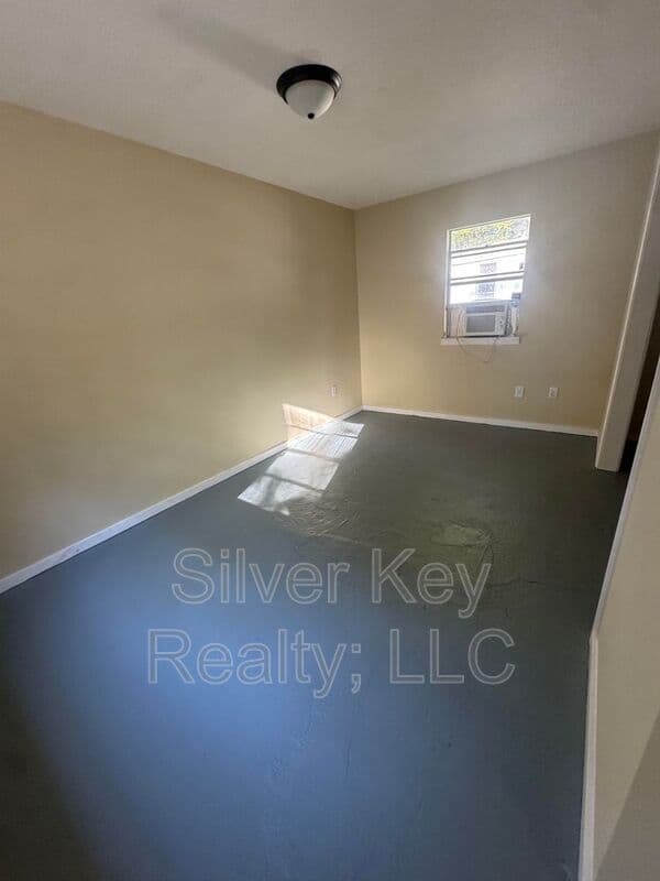Athens Condo: 250 County Road 129