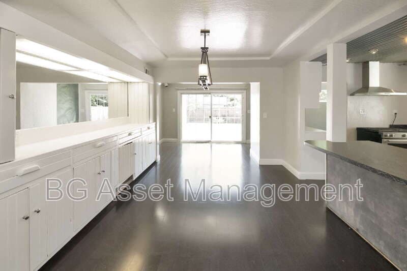Pinole House: 2359 Prune St