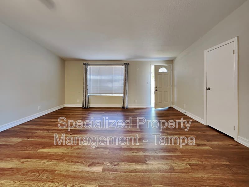 Spring Hill House: 13426 Tyringham St