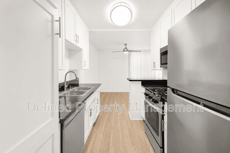 Northridge Condo: 16901 NAPA ST