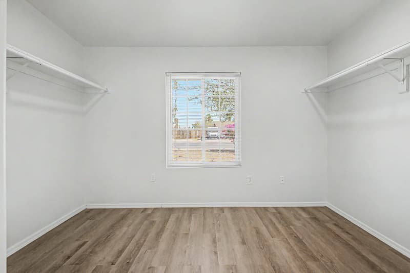 Tempe House: 2045 E ORANGE ST