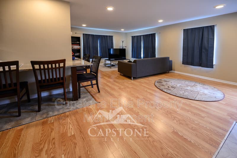 Newark Condo: 12 Colgate Drive