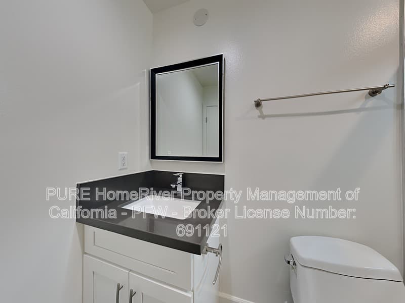 North Hollywood House: 5749.5 Klump Ave