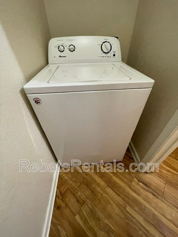 Jacksonville Condo: 8290 Gate Parkway W