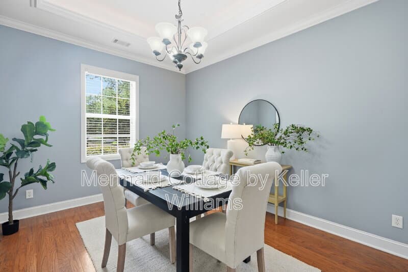 Beaufort House: 24 Pickens Street