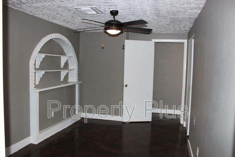 Tempe House: 1228 S Mckemy St