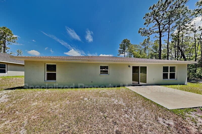 Citrus Springs House: 7961 N Primrose Dr