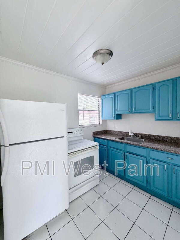 West Palm Beach Condo: 1409 West 33rd Street