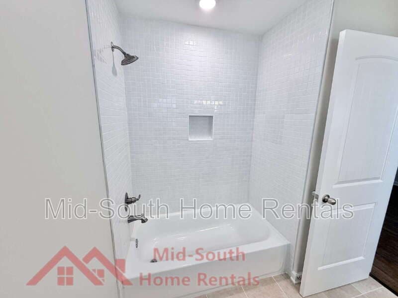 Memphis Townhome: 82 N Rembert St
