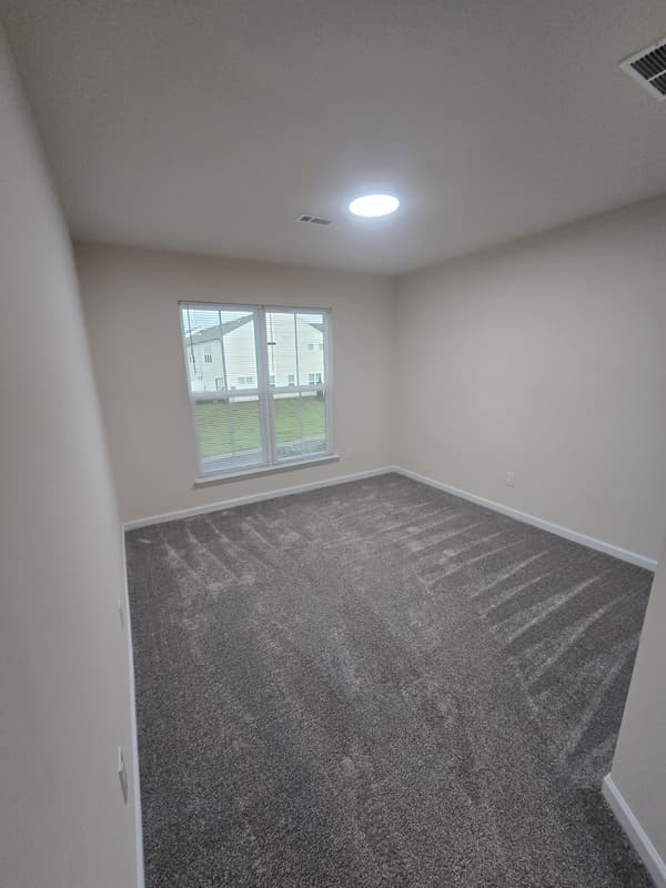Jamestown Townhome: 4028 Beckton Trail