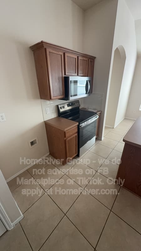 Anna House: 812 Sequoia Dr
