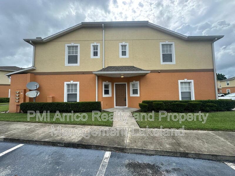 Lakeland Townhome: 4182 Winding Vine Drive