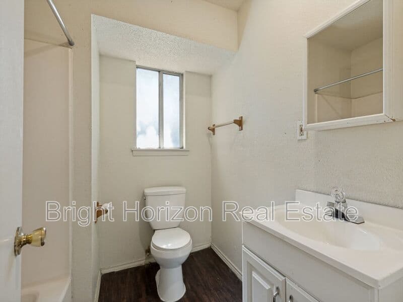 Azle Condo: 1410 Arvel Circle