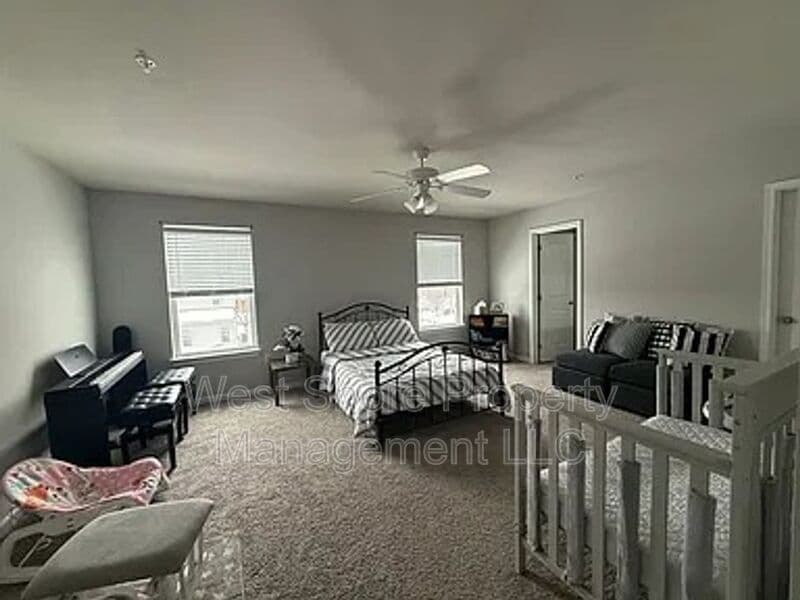 Mechanicsburg House: 1679 Haralson Drive