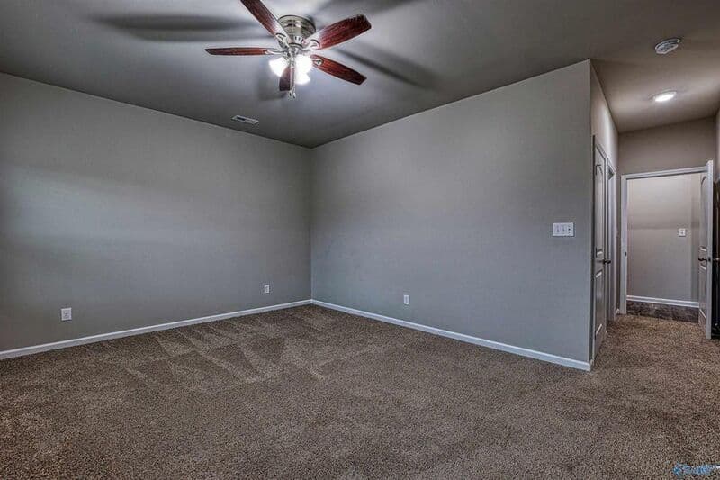 Harvest House: 124 Oak Fletcher Drive