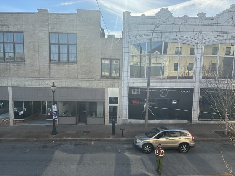 St. Louis Condo: 2716 Cherokee Street
