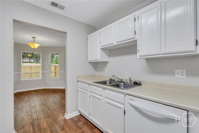 Richmond Hill House: 314 Teal Lake Drive