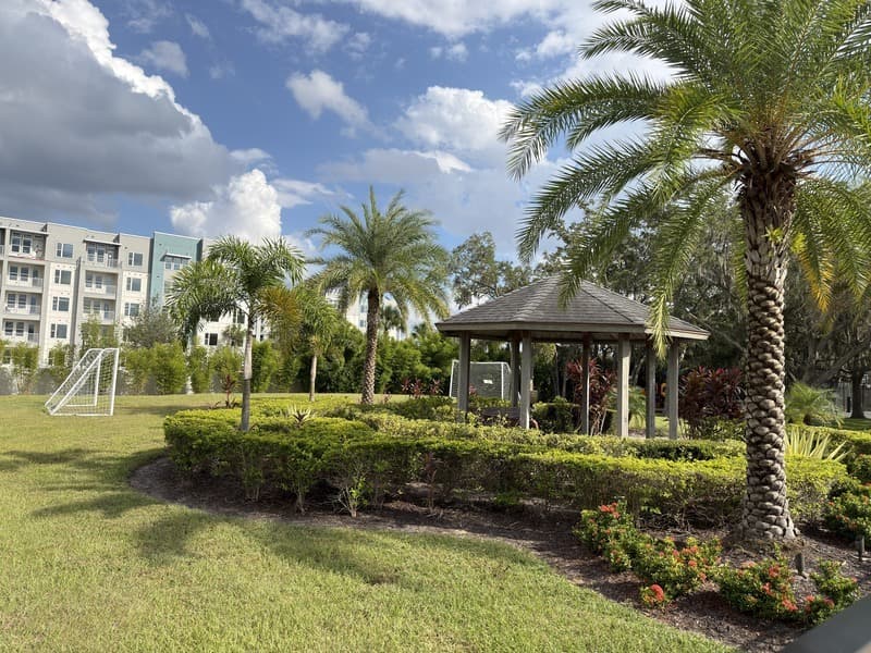 Orlando House: 14823 Golden Sunburst Avenue