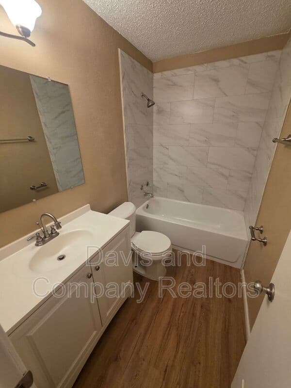Midland Condo: 3310 Bedford Ave