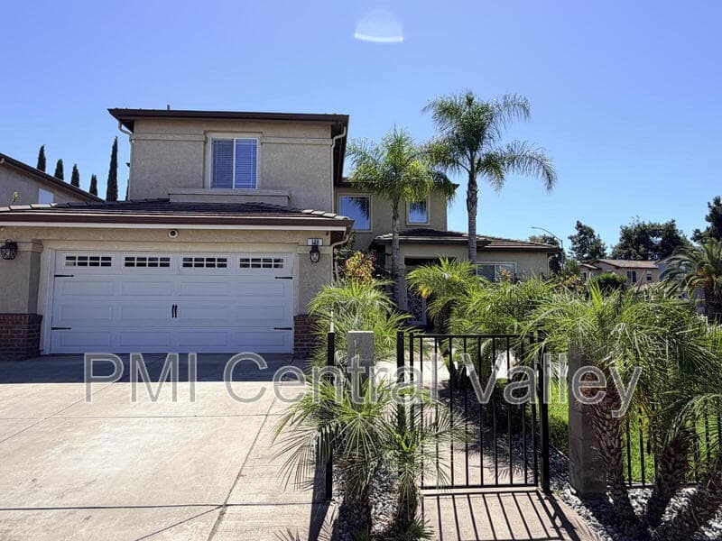 Lathrop House: 108 Hornfels Ave